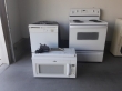 Selling Whirlpool Appliance Set